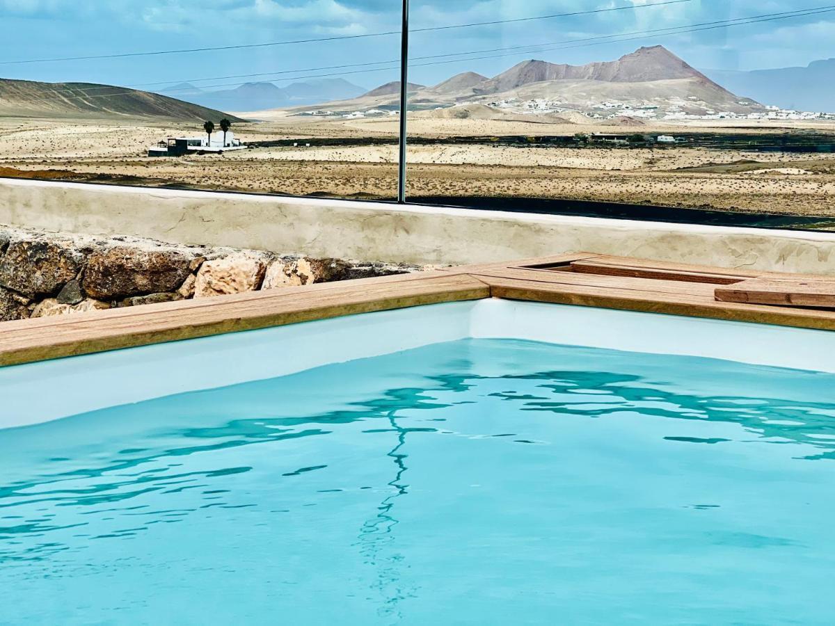 Canaryislandshost L The Sky Suites Tinajo Extérieur photo